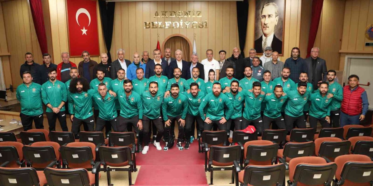 Başkan Gültak: "akdeniz’deki Spor Yatırımları Devam Edecek"