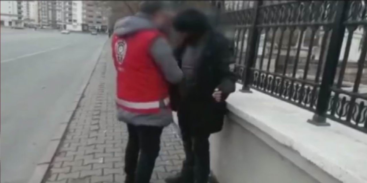 Güven Timlerinden Okul Önlerinde Uygulama: 35 Gram Uyuşturucu Madde Ele Geçirildi