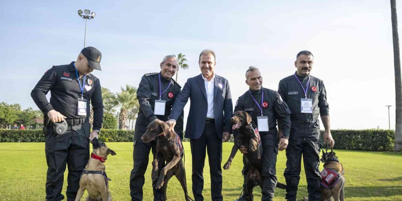 Mersin’de ’köpekli Arama Kurtarma Çalıştayı’ Başladı