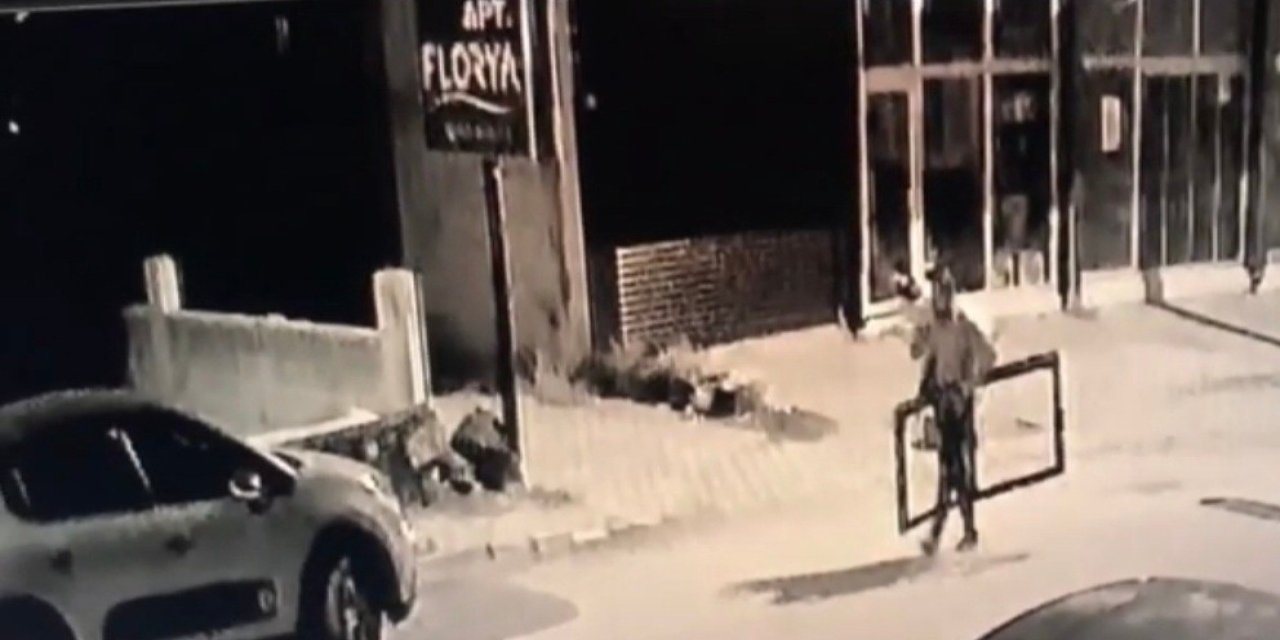 Camilere Dadanan Hırsızlar Polisten Kaçamadı