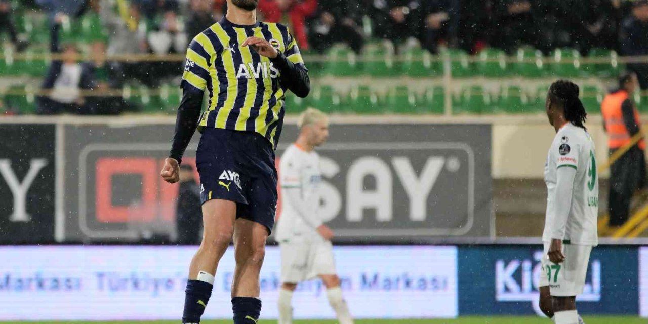 Serdar Dursun: “ilk 11 Oynarsam Elimden Gelen Katkıyı Sağlayacağımı Düşünüyorum”