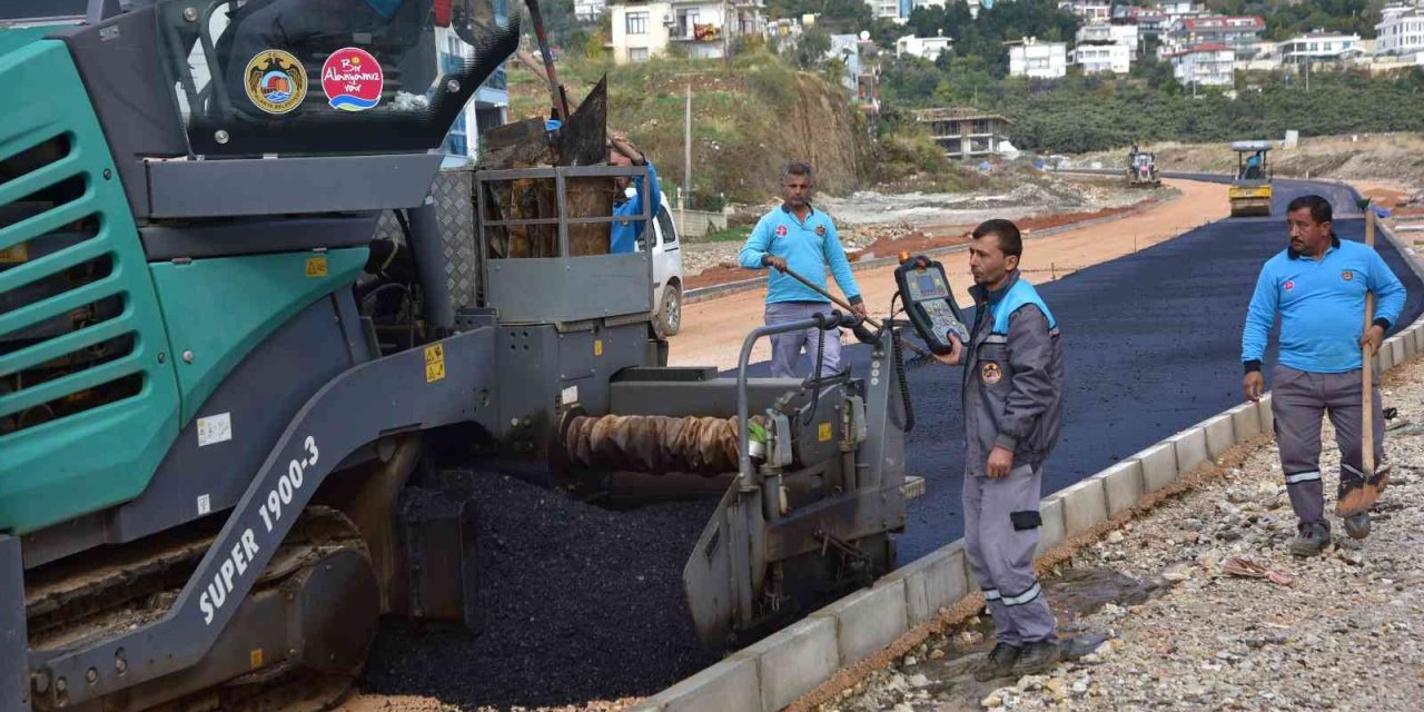 Yapımı Tamamlanan Mamadı Yolunda Asfalt Çalışması Başladı