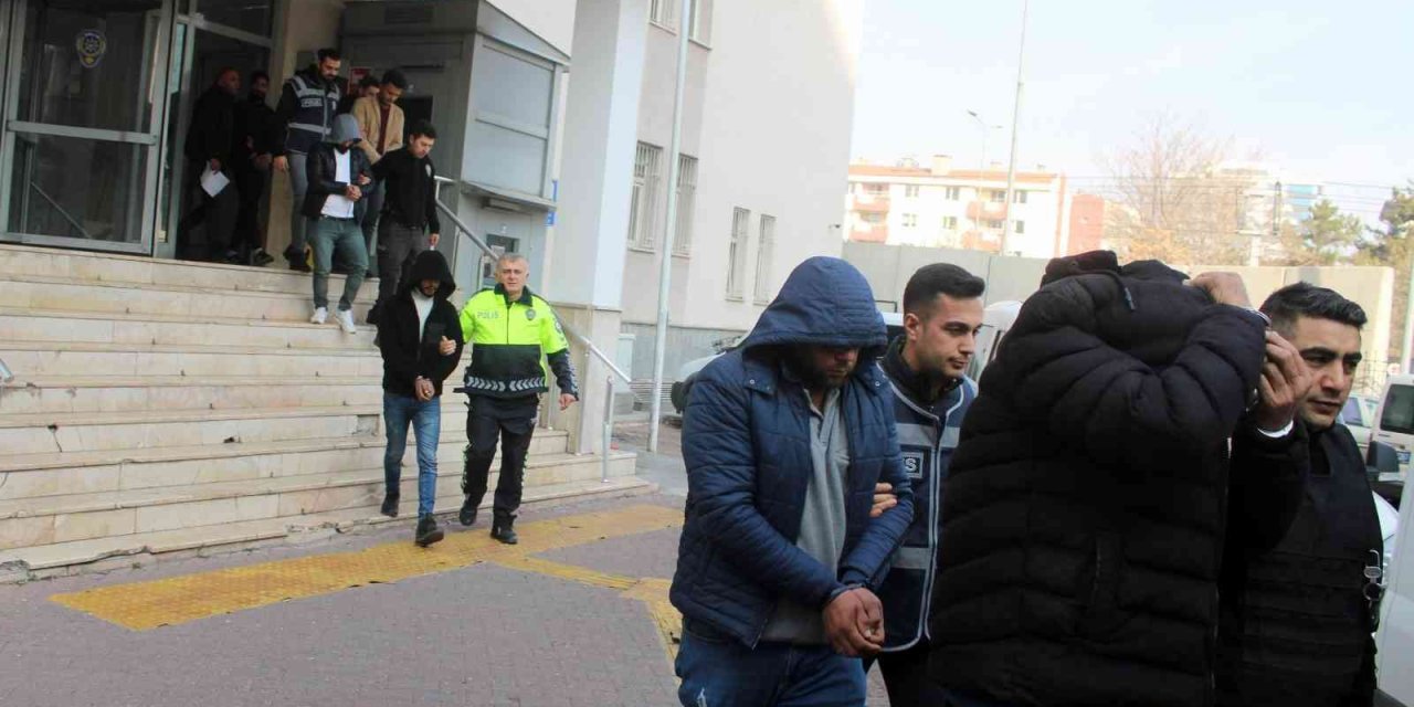 Aranan Şahıstan İlginç Soru: “hangi Kanalda Yayınlanıyor”