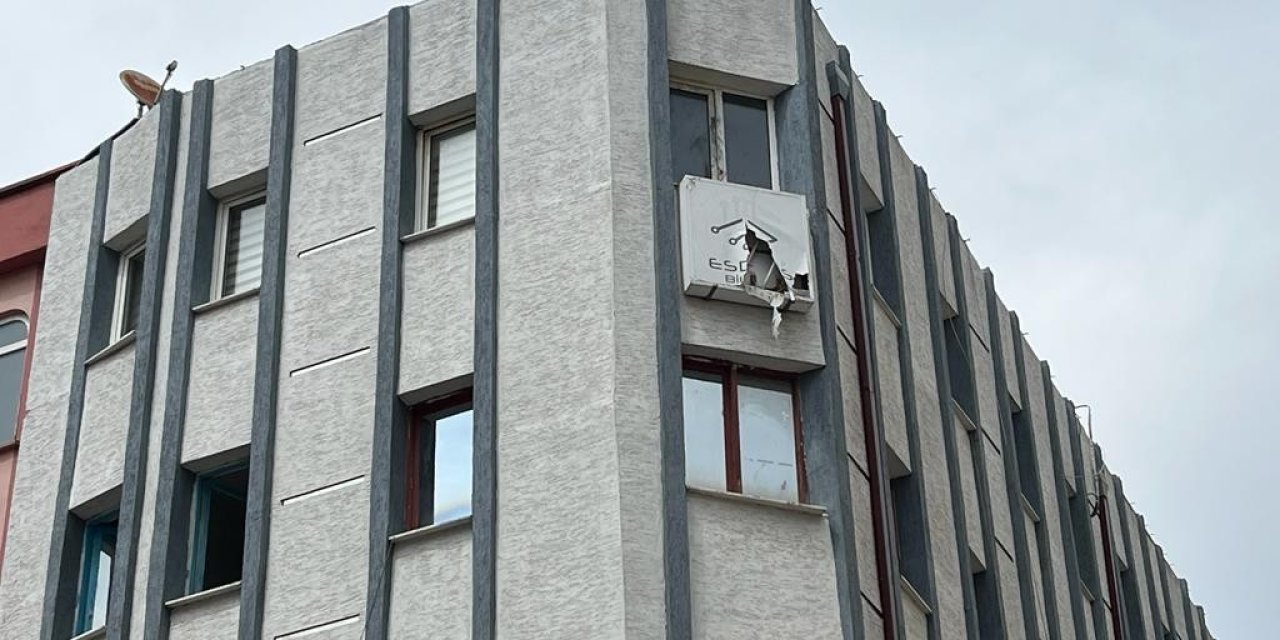 Bir Genci 3. Kattan Atarak Öldürdükleri İddia Edilen Sanıklar Hakim Karşısına Çıktı