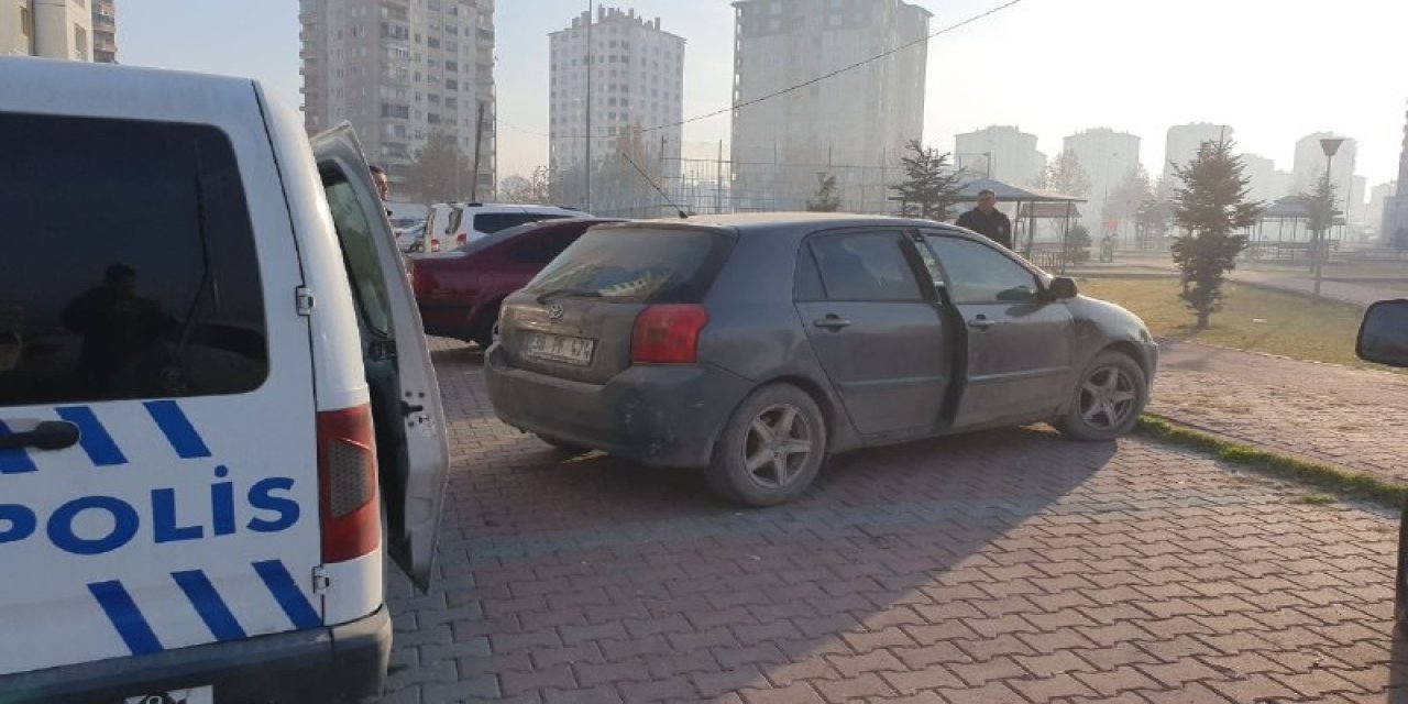 Isıtmak İçin Aracını Çalıştırdı, Döndüğünde Şoka Uğradı