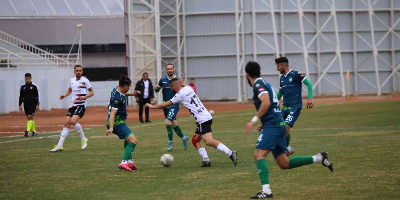 TFF 3. Lig: 68 Aksaray Belediyespor: 2 - Erbaa Spor Kulübü: 1