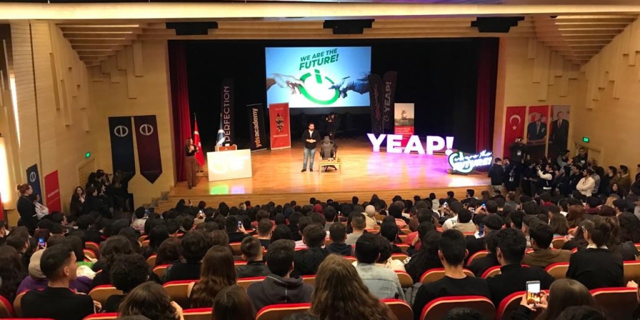 Anadolu Üniversitesi’nde Türkiye’nin En Büyük Öğrenci Etkinliklerinden Birisine İmza Atıldı