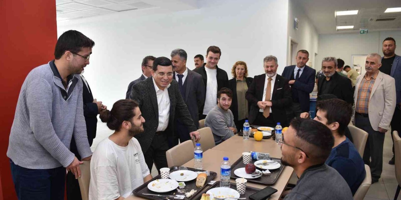 Özel Öğrencilerden Büyük Başarı