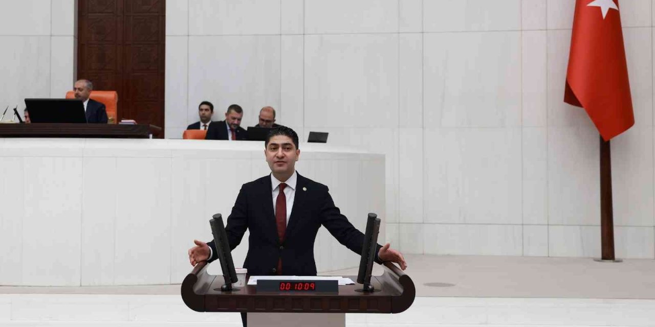 Mhp’li Özdemir: "türkiye Dünyanın Merkezi Hâline Gelmiştir"