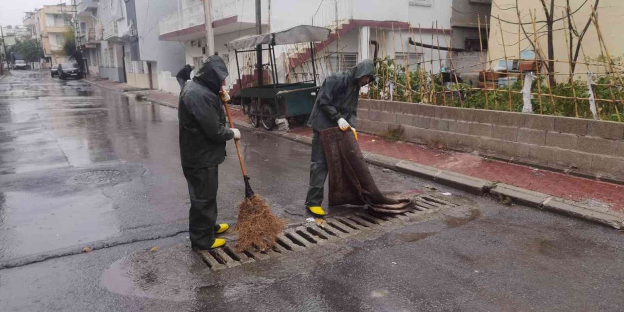 Toroslar Belediyesi Sele Karşı Teyakkuzda