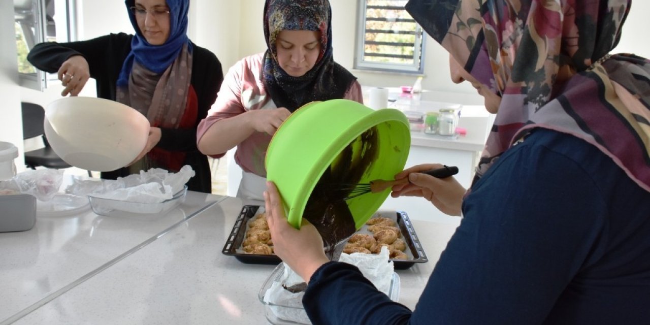 Kocasinan Belediyesi, Profesyonel Aşçılar Yetiştiriyor