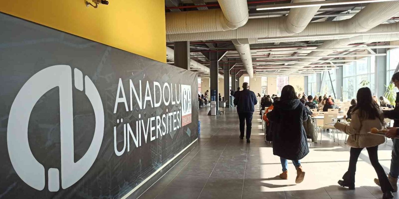 Öğrenciye 3 Çeşit Yemek 5 Lira