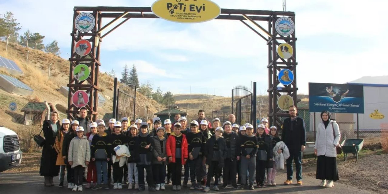 Erva’nın ’merhametli Nesil’ Projesi İlgi Görüyor