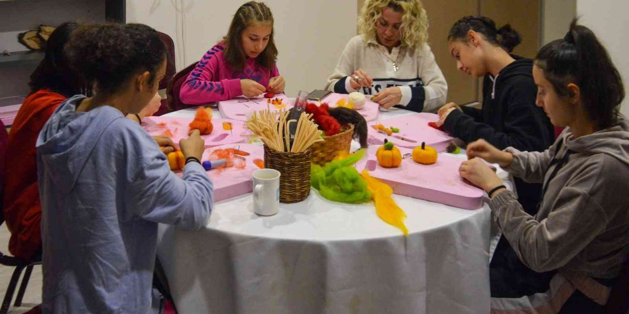 Kır Çiçekleri ’sanatla Sporu’ Birleştiriyor