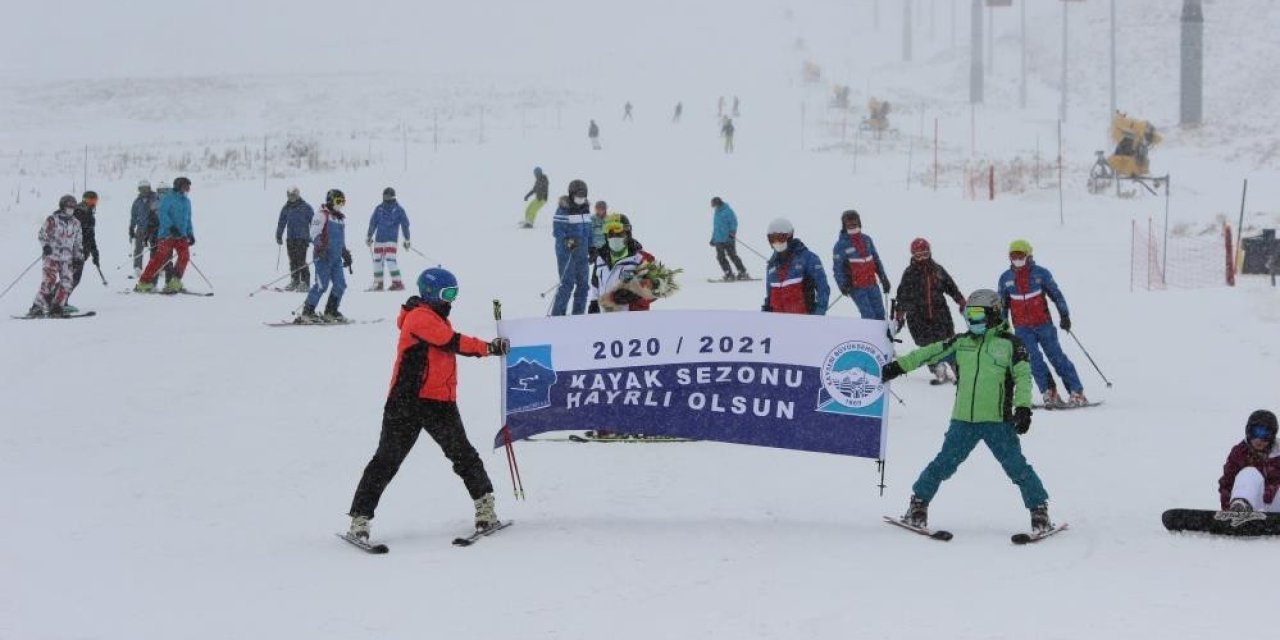 Erciyes’te Sezona Kar Engeli