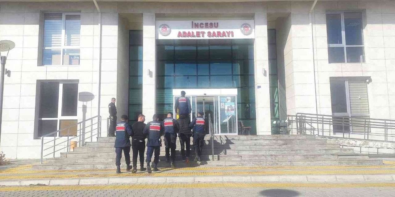 Kayseri’de Oto Hırsızı 2 Şahıs Yakalandı