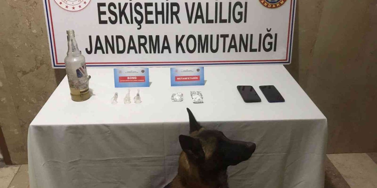 Uyuşturucu Operasyonunda 2 Kişi Yakalandı