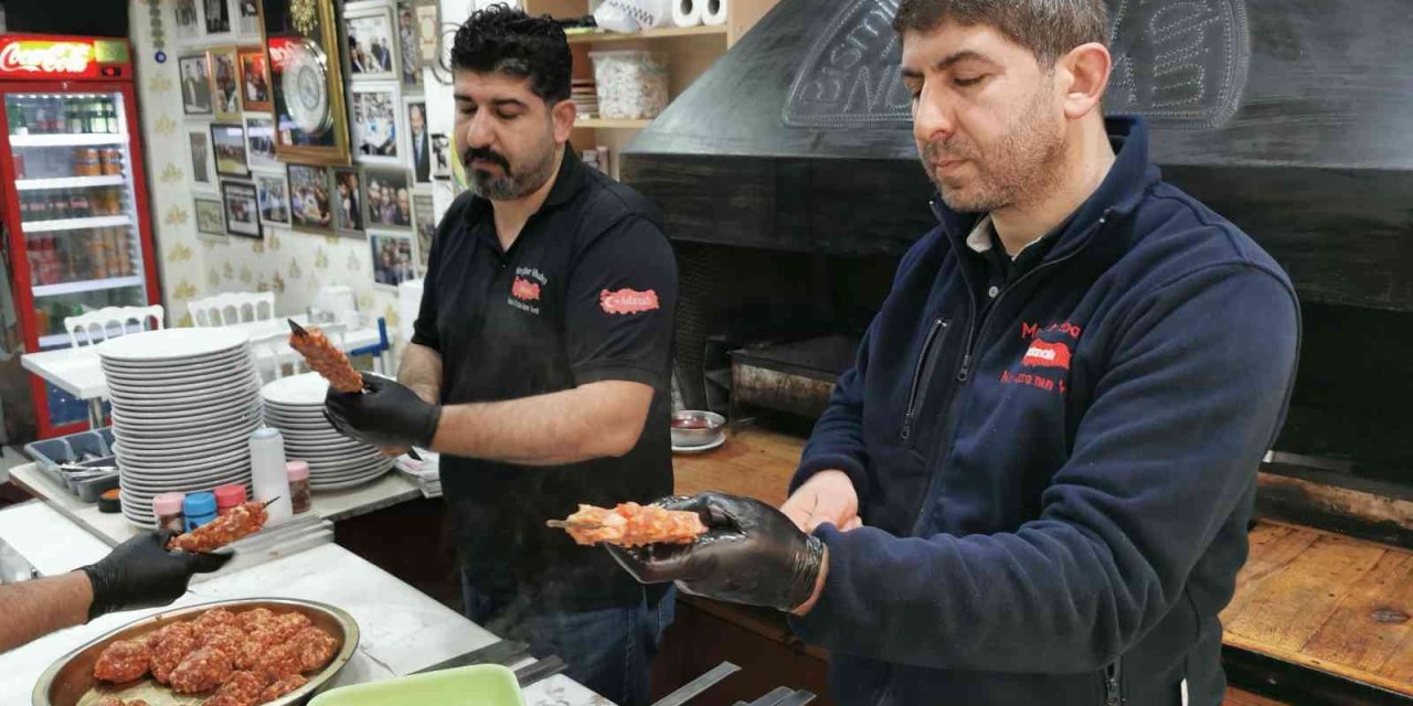 Babasından Kalan Meslekle Babasının İsmini Yaşatıyor