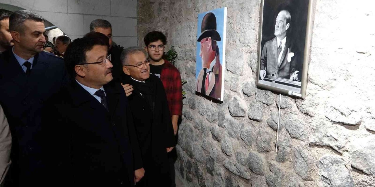 Atatürk’ün Kayseri’ye Gelişinin 103. Yılı Coşkuyla Kutlandı