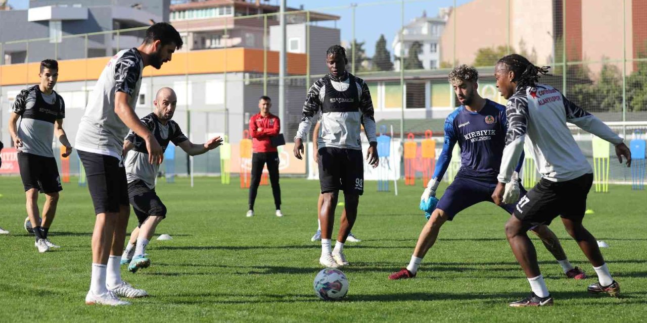 Alanyaspor, Eyüpspor Maçı Hazırlıklarına Devam Ediyor