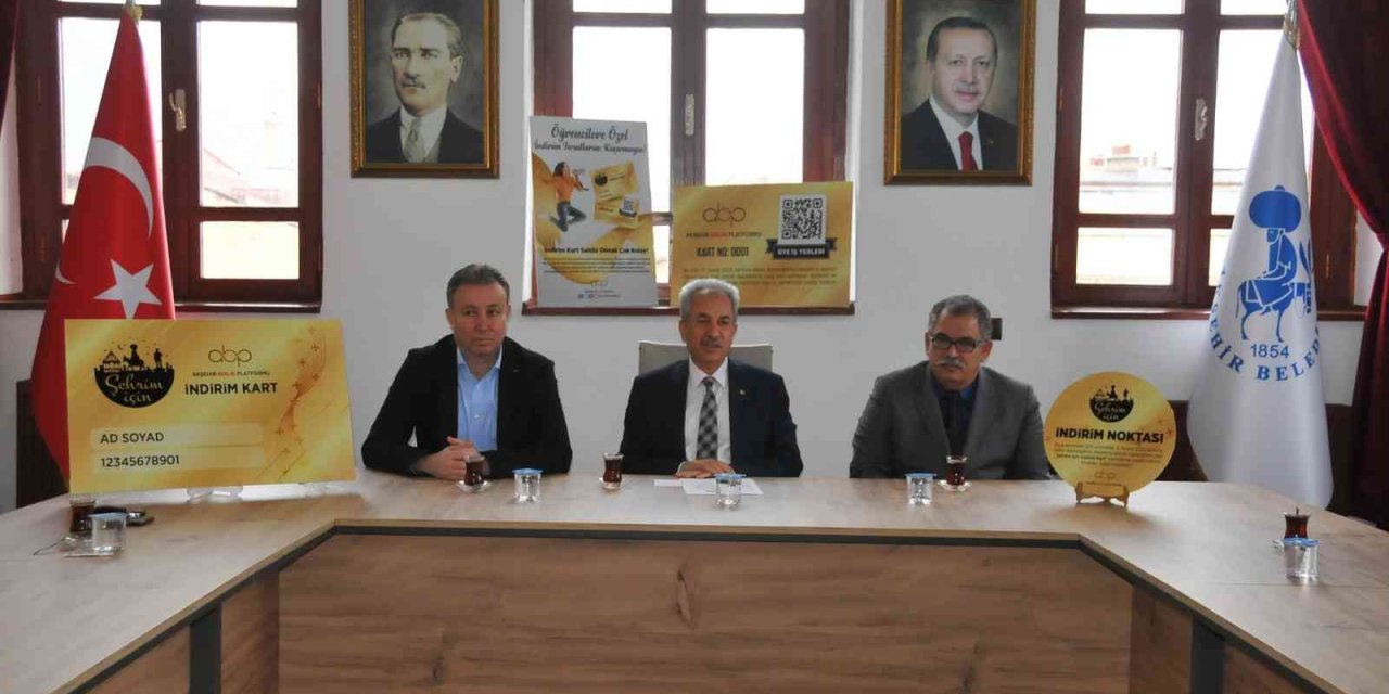 Akşehir’de Hedef 100 Bin Nüfus Kampanyası İçin İndirim Kartı