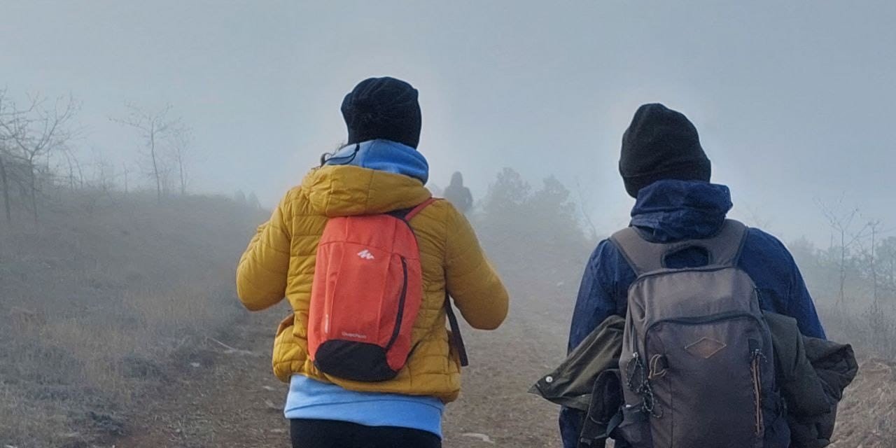 Doğa Yürüyüşçülerine Sis Eşlik Etti