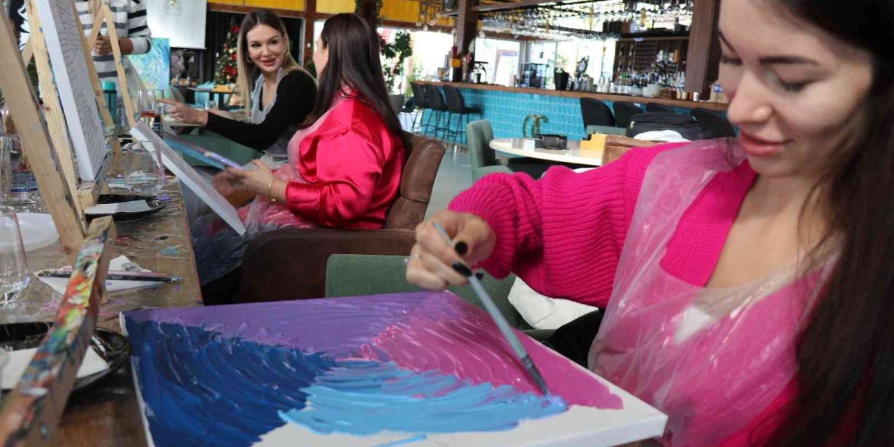 Resim Tutkusu Yerleşik Yabancı Kadınları Bir Araya Getirdi