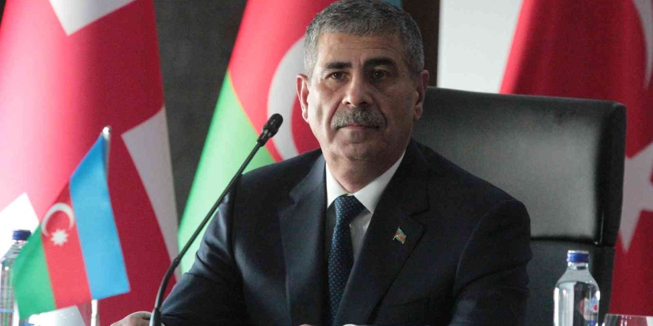 Azerbaycan Savunma Bakanı Hasanov: “biz Tüm Komşu Ülkelerle İlişkilerimizin Ve İşbirliğimizin Gelişimine Önem Veriyoruz”