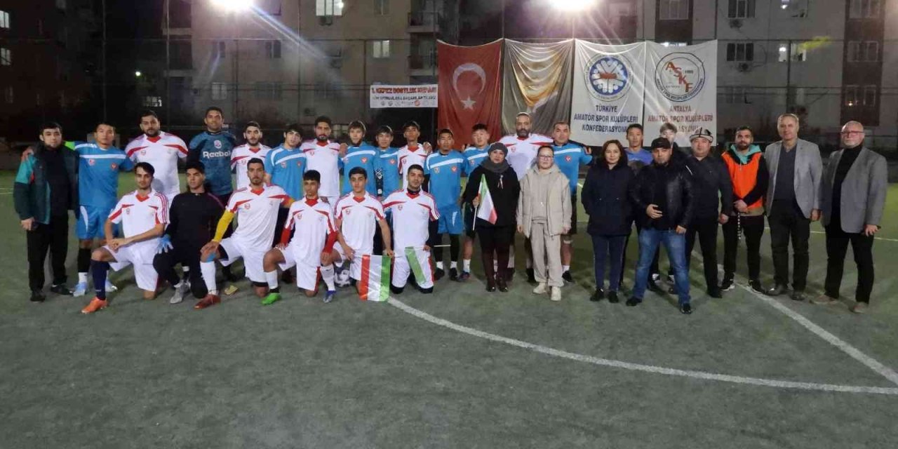 Kepez’de Uluslararası Dostluk Rüzgarı