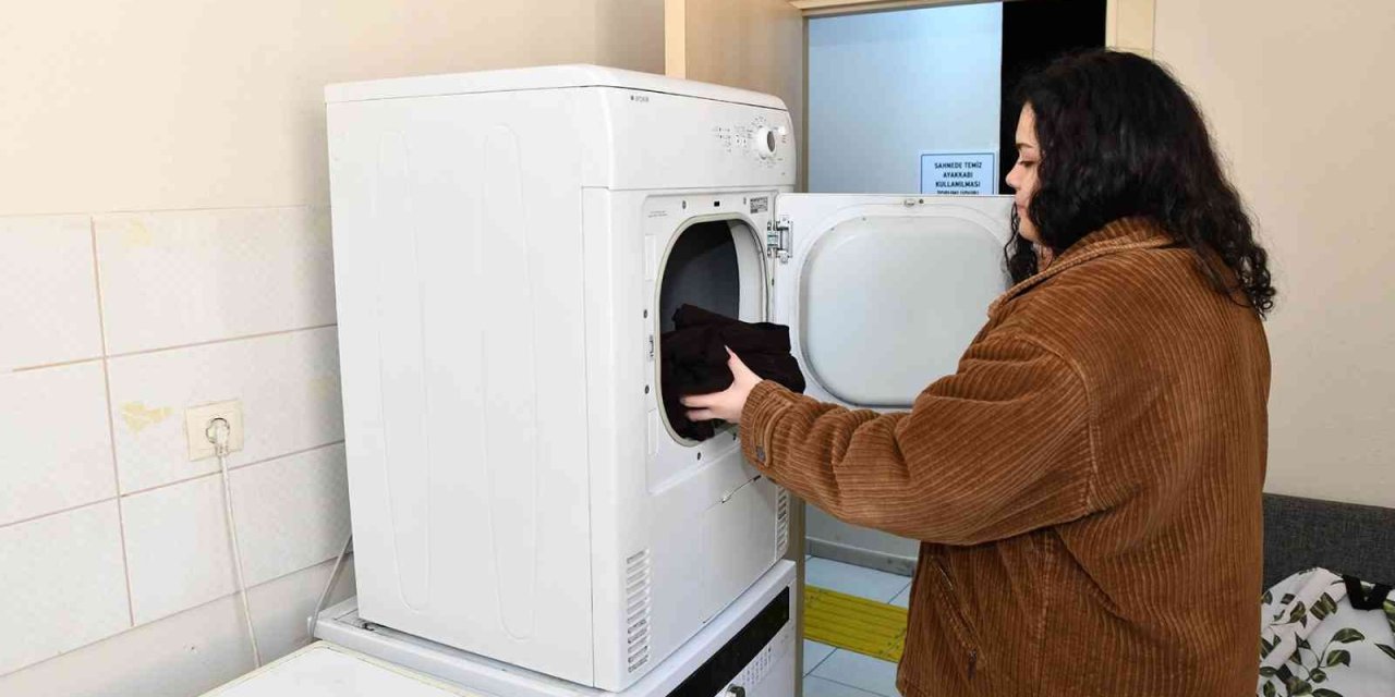 Tepebaşı’ndan Gençlere Ücretsiz Çamaşır Yıkama Ve Kurutma Hizmeti
