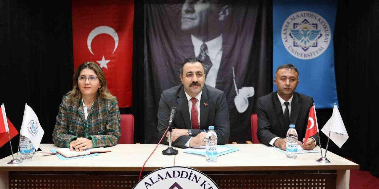 Rektör Kalan’dan Meslek Yüksekokulu Öğrencilerine Staj Sözü