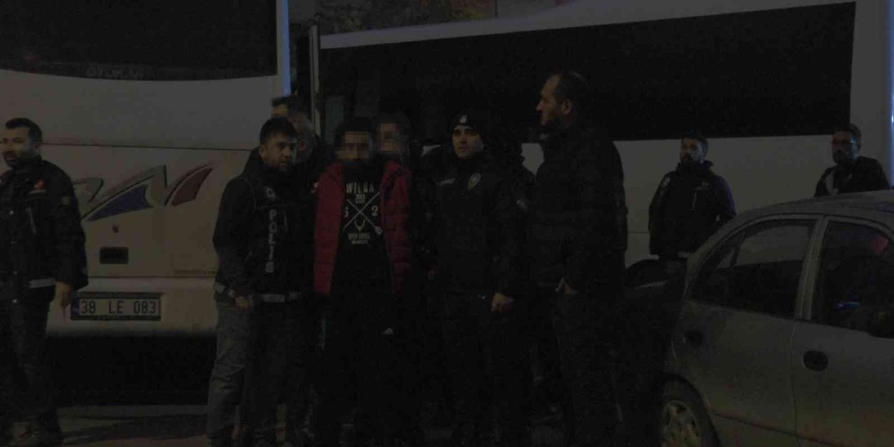 ’kökünü Kurutma Operasyonu’nda Yakalanan Zehir Tacirleri Adliyeye Sevk Edildi