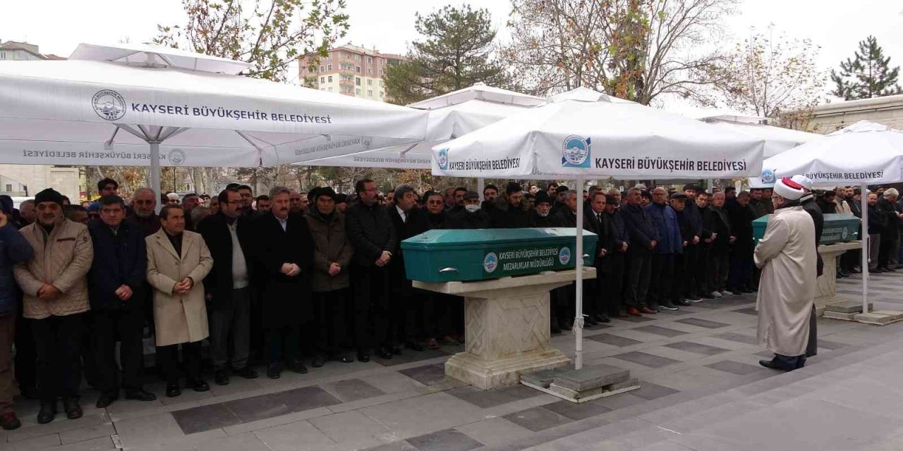 Özdemir, Son Yolculuğuna Uğurlandı