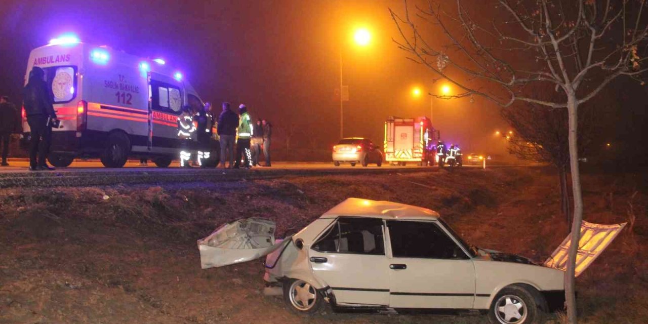 Karaman'da Mut Çevreyolunda Kaza : 1 Ölü 2 Yaralı