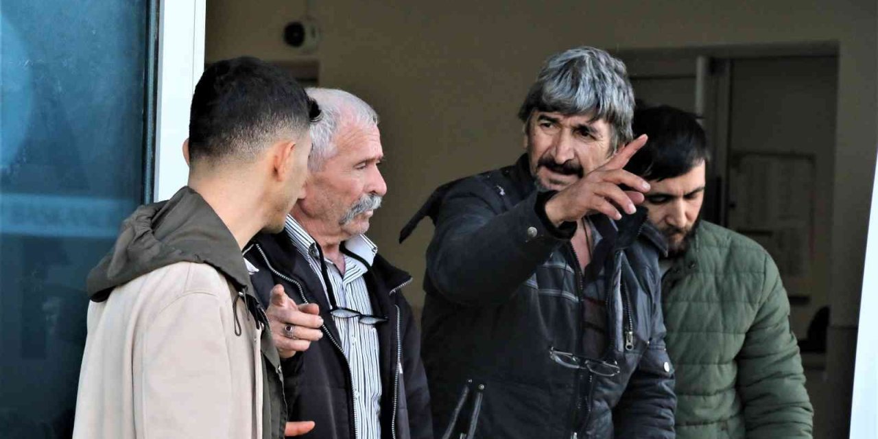 (düzeltme) Bugün Servis Edilen "üniversite Mezunu 23 Yaşındaki Emine Kalp Krizine Yenik Düştü" Başlıklı Haberimizde, Hayatını Kaybeden Emine Karayılan’ın Fotoğrafları Olarak Servis Edilen 2 Kare, Kaynağından İptal 