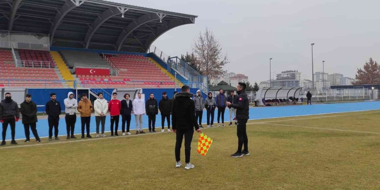 Futbol Aday Hakem Kursu Tamamlandı