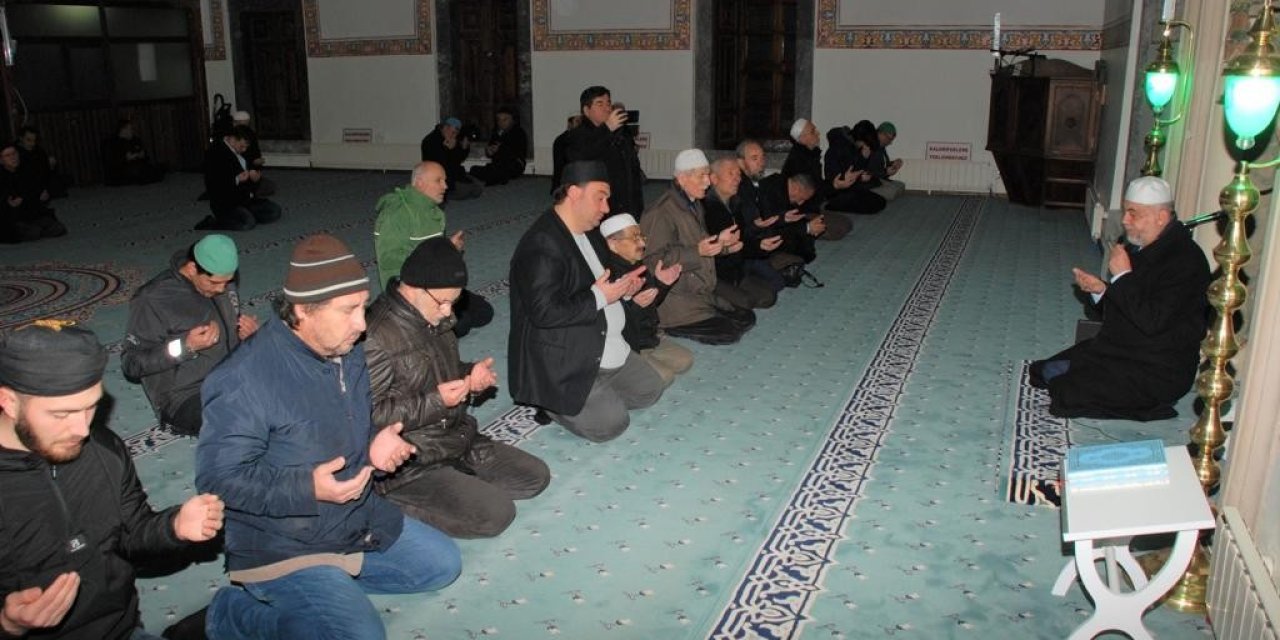 İstiklal Şairi Mehmet Akif Ersoy Vefatının 86’ıncı Yılında Anıldı