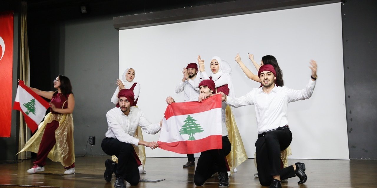 Agü’de Lübnan Günü