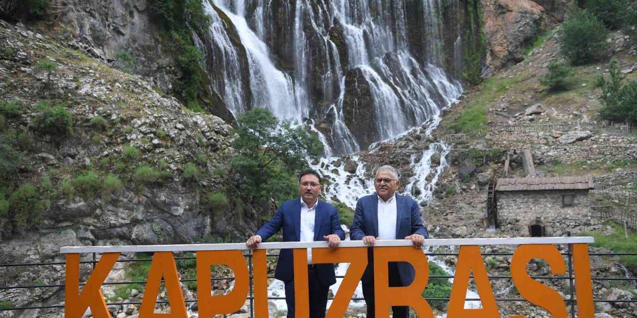 Başkan Büyükkılıç’tan 2022 Yılında 16 İlçeye 100 Ziyaret