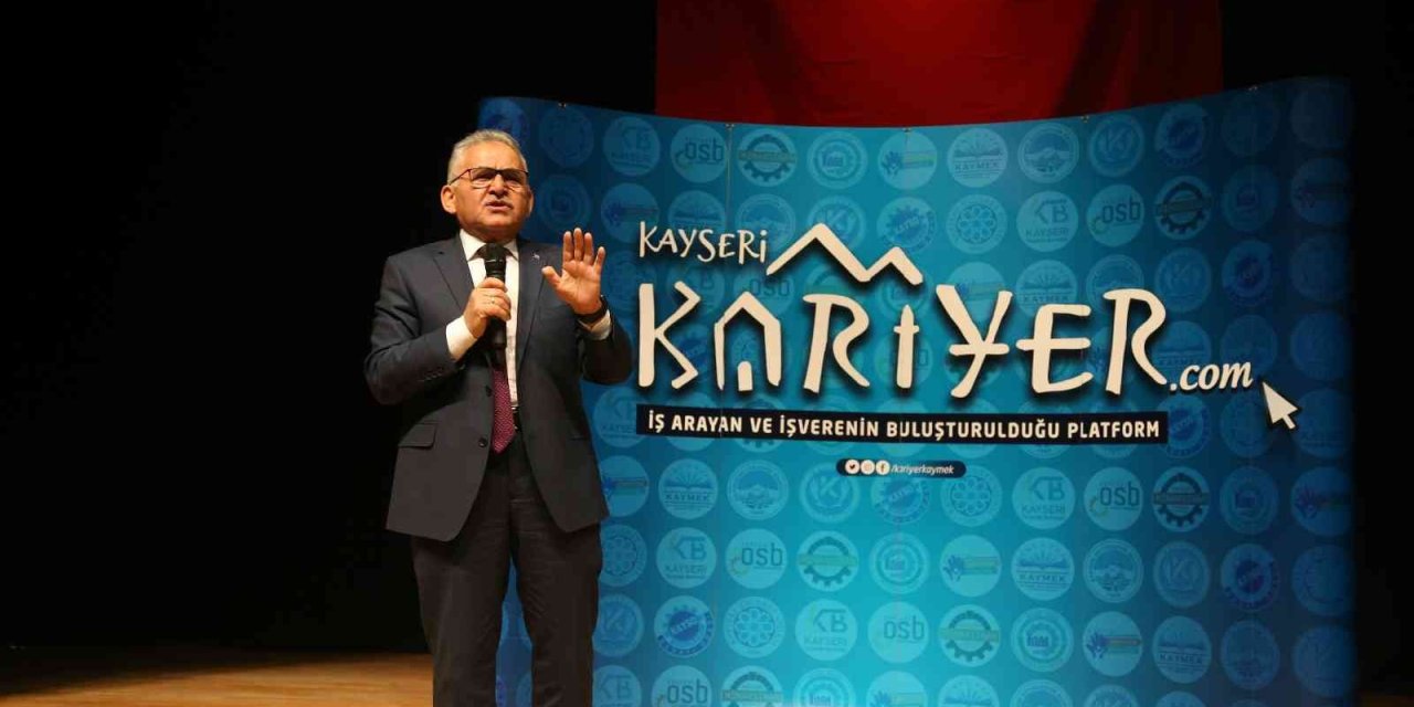 Kayseri Kariyer Merkezi, 1 Yılda 857 Kişiye İş İmkânı Sağladı