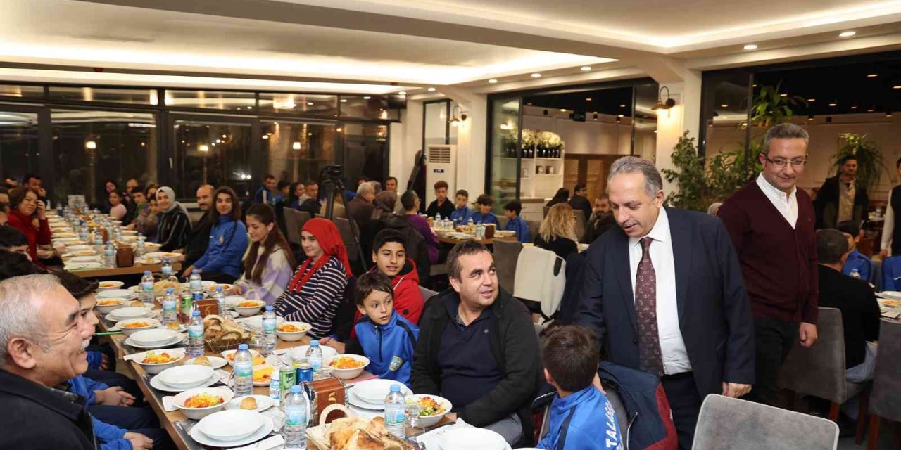 Başkan Yalçın’dan Tebrik Ve Kaynaşma Toplantısı