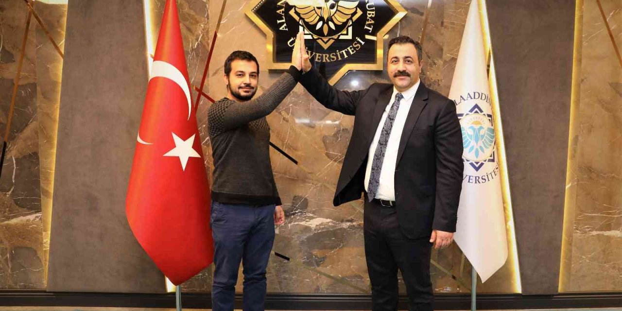 Çak Mobil Uygulamasına Rektör Kalan’dan Destek