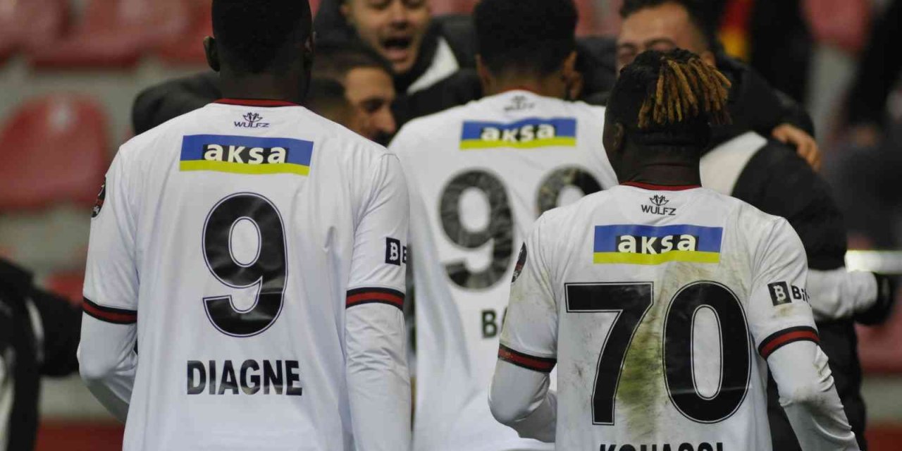 Spor Toto Süper Lig: Kayserispor: 2 - Fatih Karagümrük: 4 (maç Sonucu)