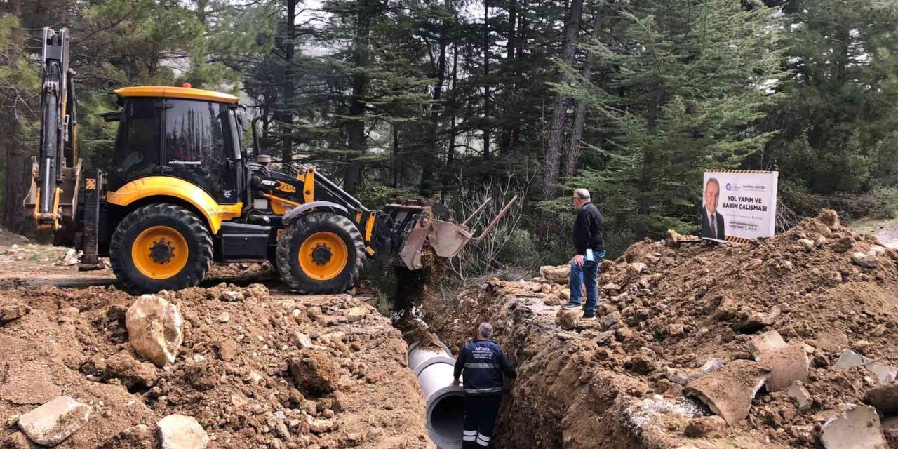 Kırsal Mahalle Yollarına 123 Milyon Liralık Yatırım