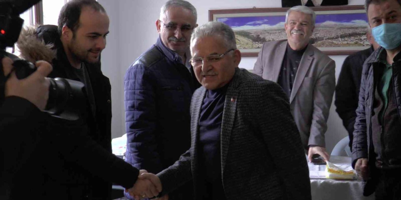 Başkan Büyükkılıç’tan Develililer Derneği’ne Ziyaret