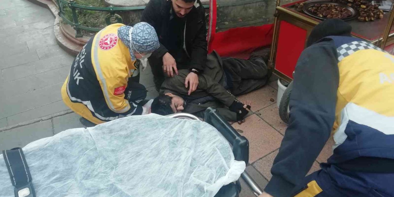 Epilepsi Krizi Geçiren Zihinsel Özürlü Kestanecinin Yardımına Koştular