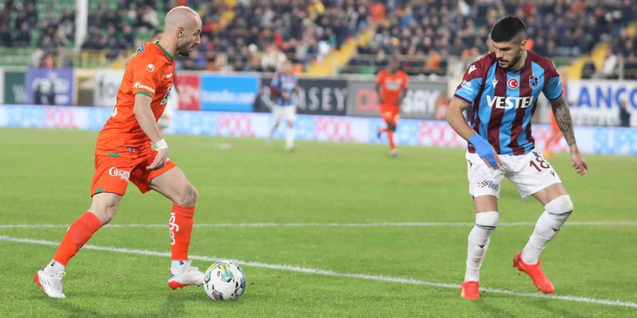 Spor Toto Süper Lig: Alanyaspor: 5 - Trabzonspor: 0 (maç Sonucu)