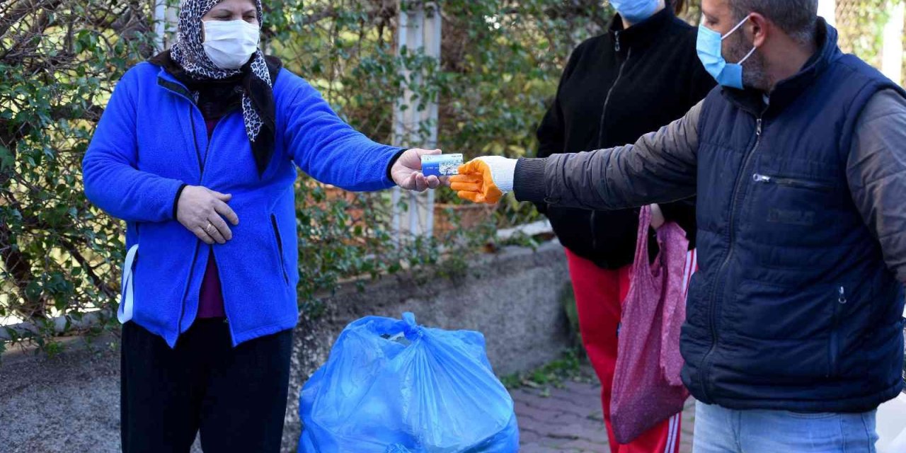 Komşu Kart Projesinin Şampiyonu Konuksever Mahallesi Oldu