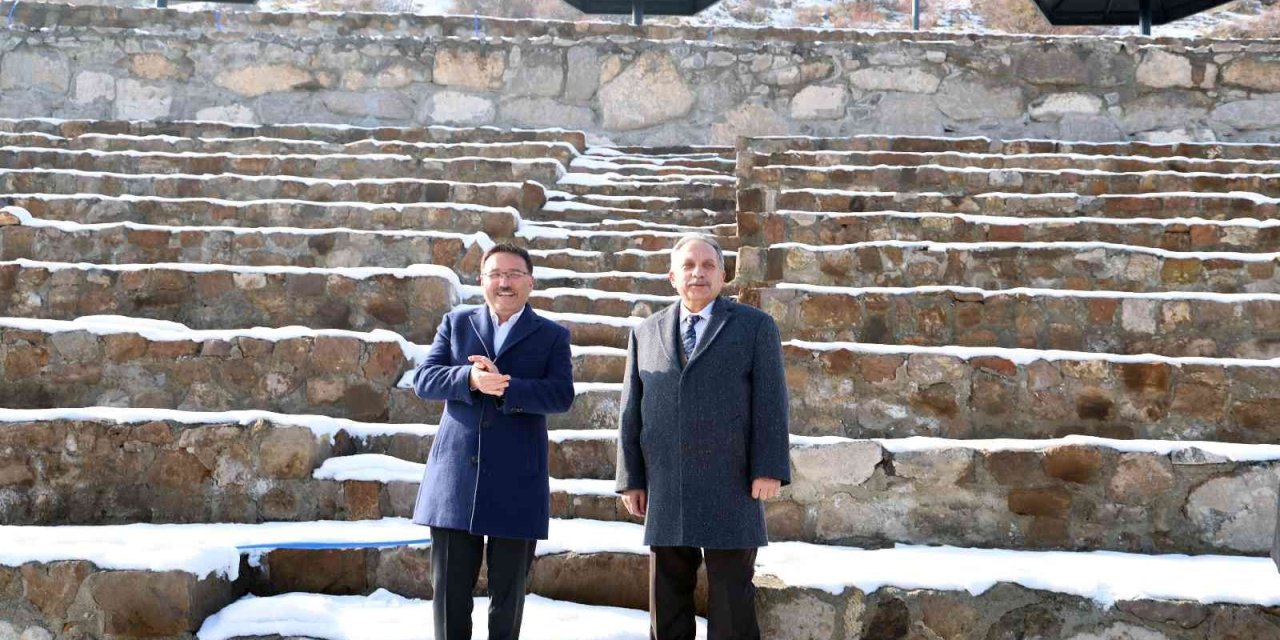 Kayseri Valisi Çiçek’ten Zincidere Mesire Alanı’na Övgü