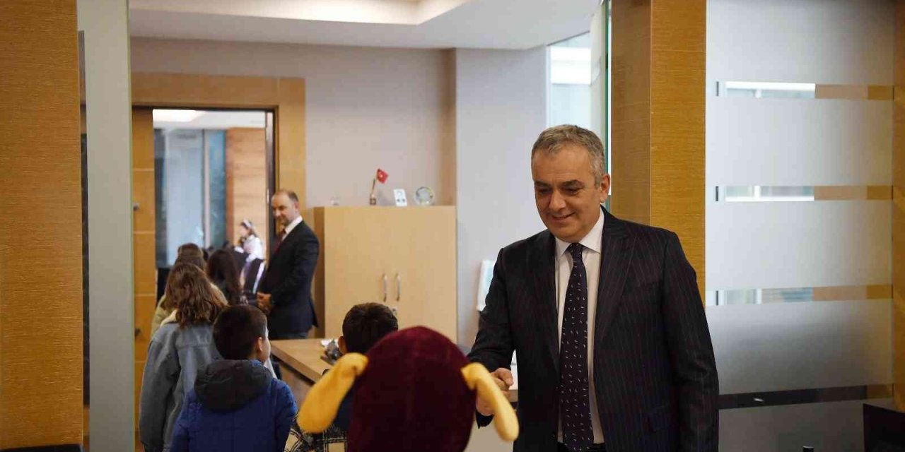 Minikler Geri Dönüşümü Başkan Esen’den Dinledi